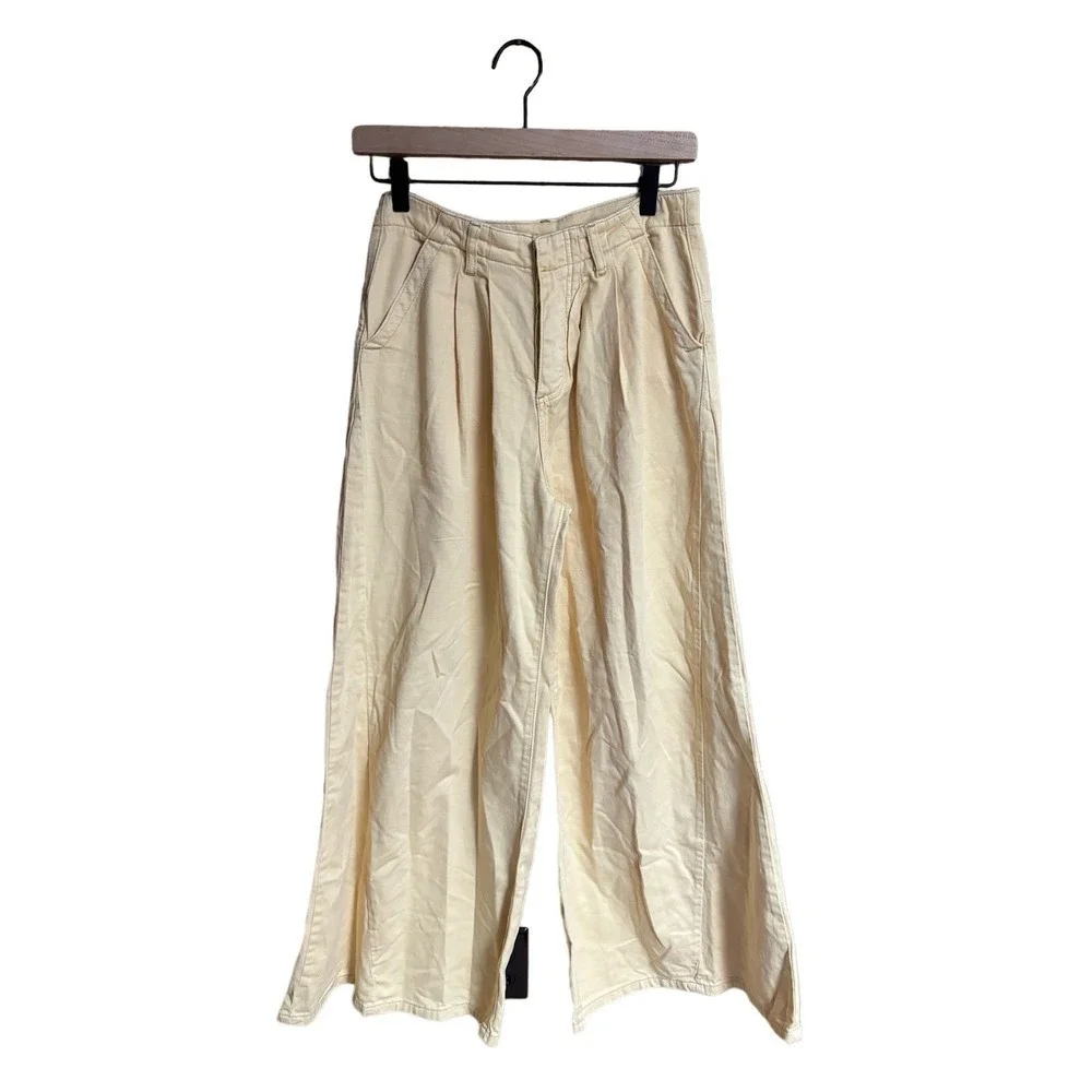 Free People wide leg button fly soft yellow trousers women size 2‎